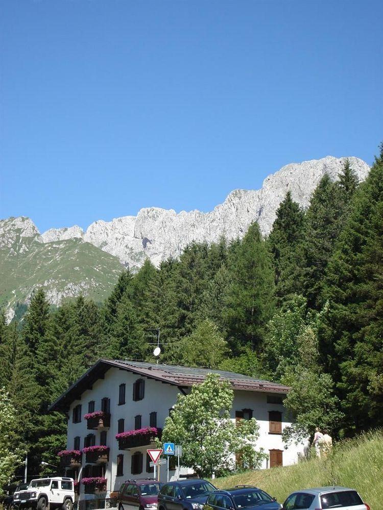 Hotel Spampatti Castione della Presolana Exterior photo